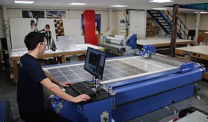Midlands Graphics Company Buys DYSS Digital Cutting Table