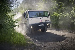 Efficient machining of V8 and V12 diesel engines