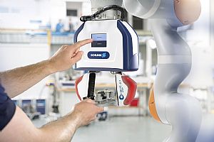 SCHUNK Develops HRC Grippers For Human & Robot Interface SCHUNK Develops HRC Grippers For Human & Robot Interface